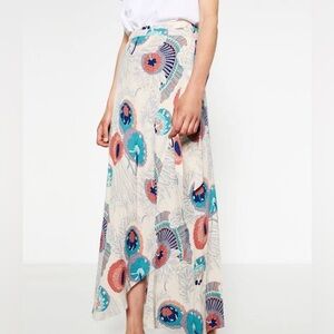 Zara Tropical Flower Summer Wrap skirt. Size M.